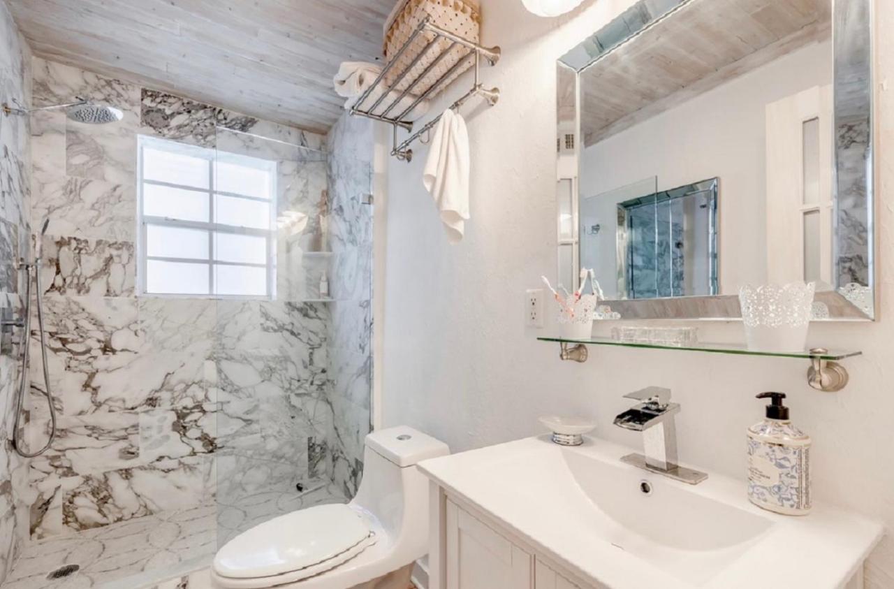 Tropical Designer House In Heart Of Antique Row Wpb