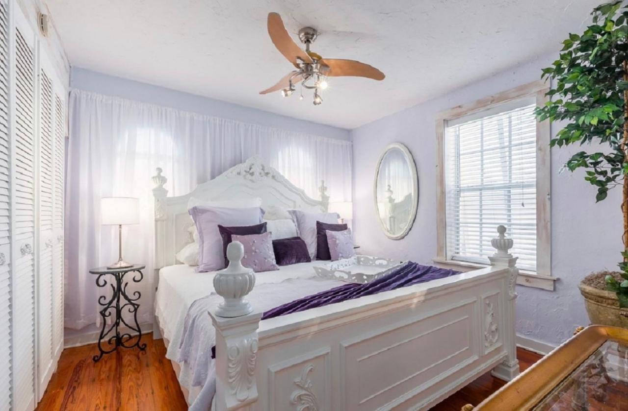 Tropical Designer House In Heart Of Antique Row Wpb Holiday home *