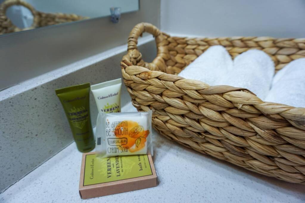 The House At Seascape Steps From The Beach, Marina And Shops! Holiday home
