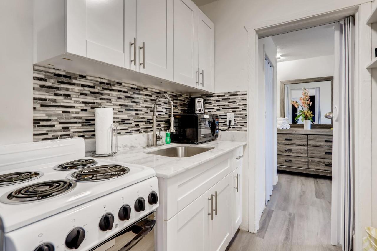 !!coral Sands 1 Bedroom Stunner!! *