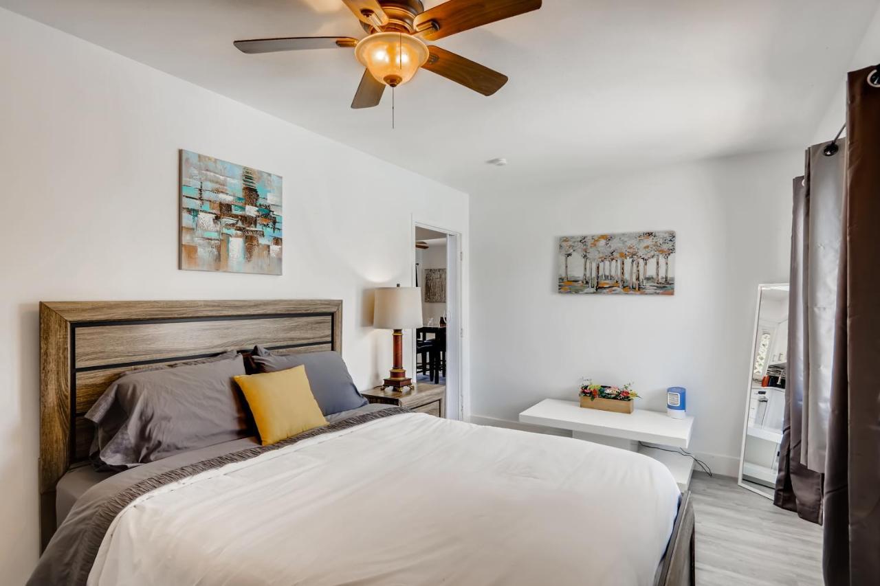 Tropical Getaway/ Stunning 2br Gem Apartment