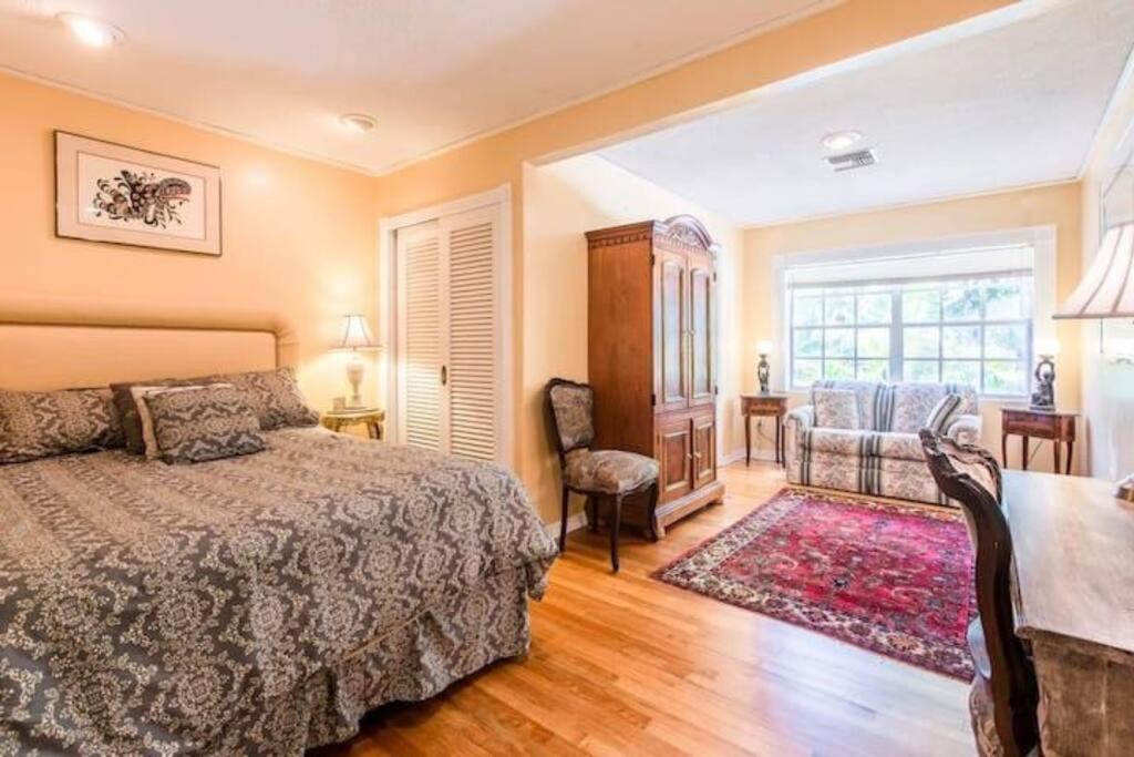 Unwind Island 3 Bedrooms 3 Full Washrooms West Palm Beach