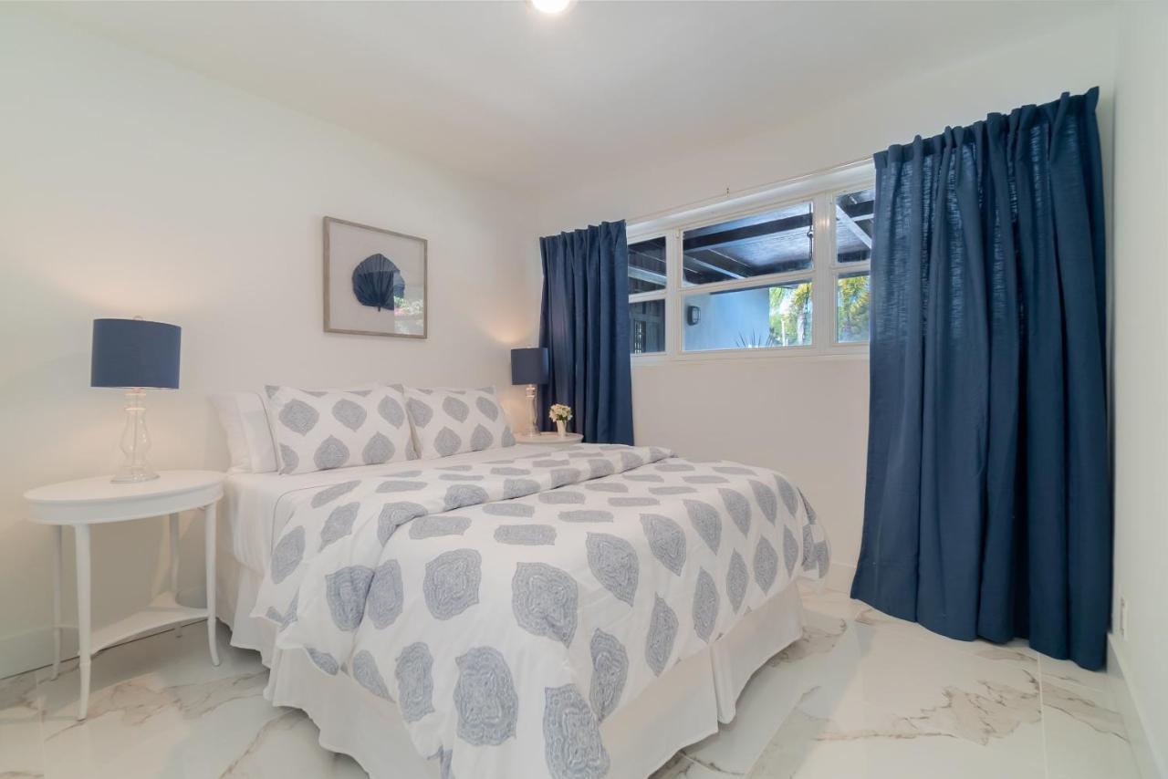 Elegant 5br West Palm Near West Palm Beach