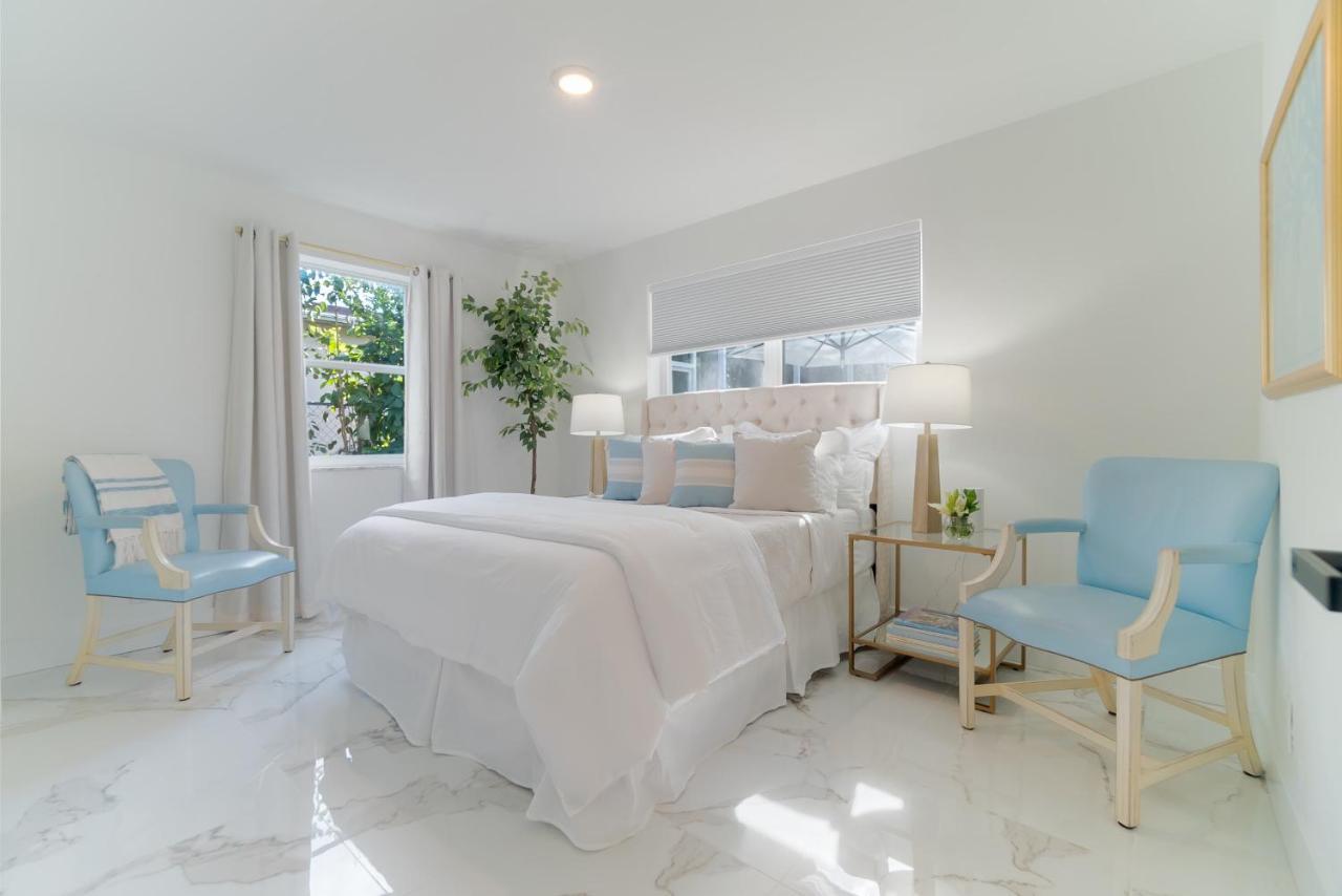 Holiday home Elegant 5br West Palm Near