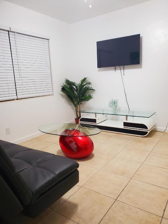 Apartment Singer Island