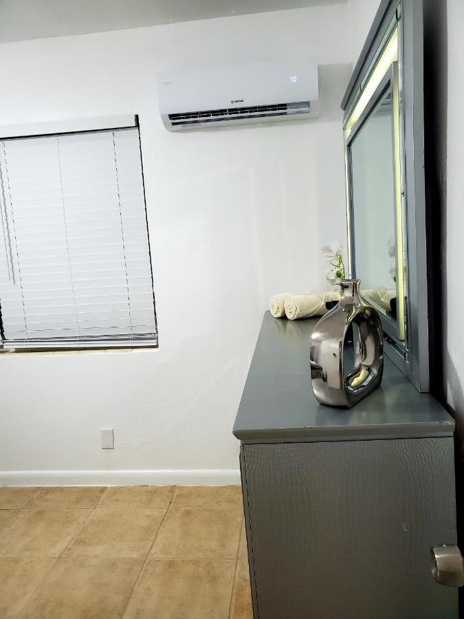 Apartment Singer Island *