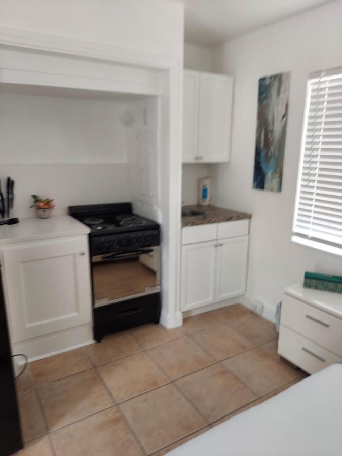 Apartment Singer Island Studio/ Walk To The West Palm Beach
