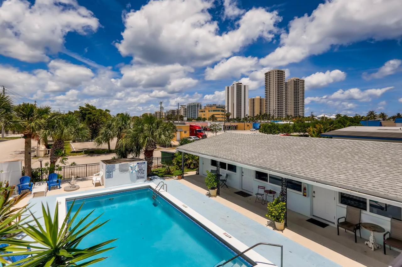 !!coral Sands 1 Bedroom Stunner!! West Palm Beach