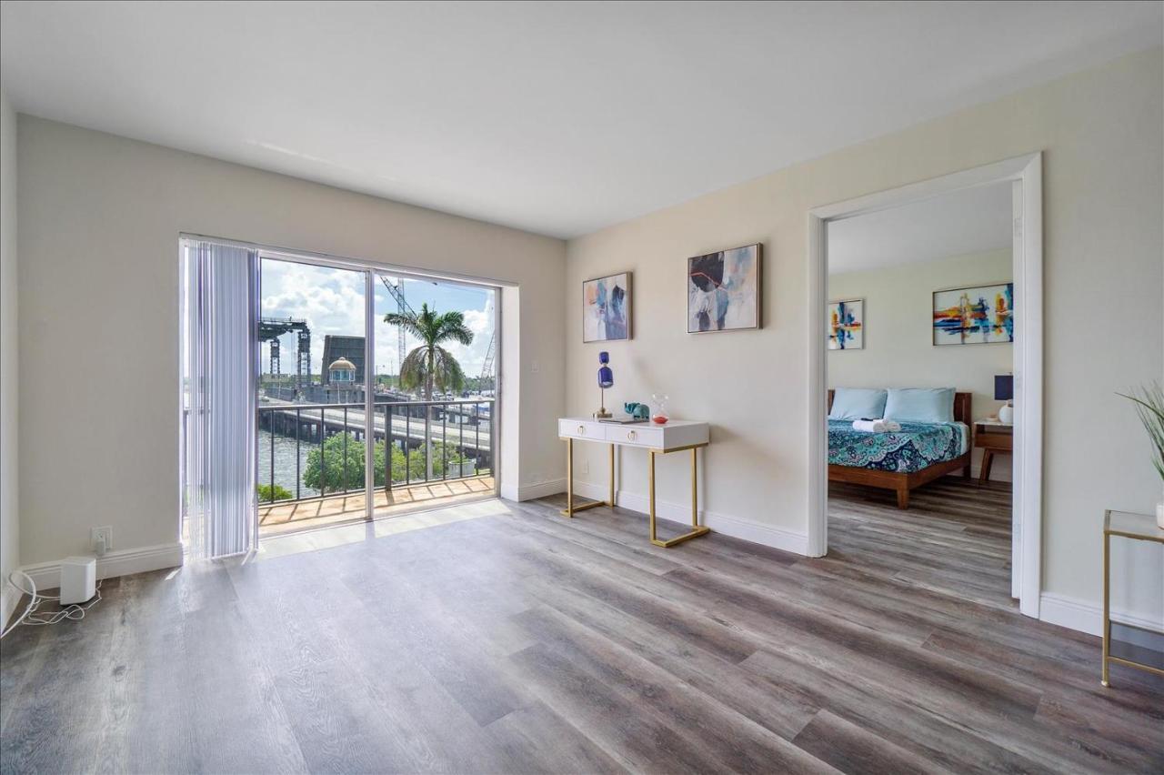 West Palm Beach Apartment West Palm Beach