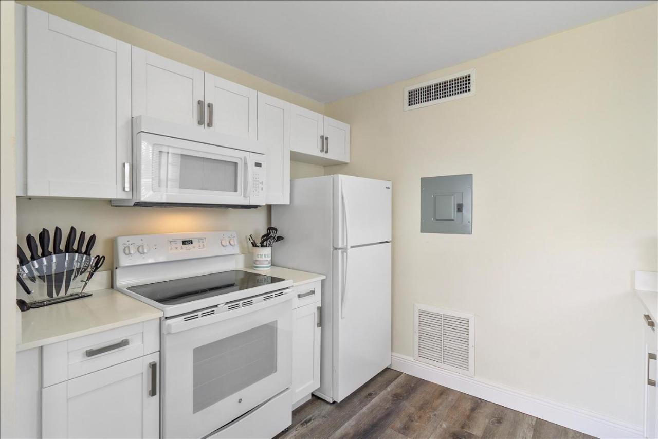 West Palm Beach Apartment