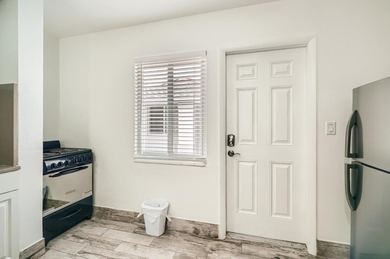 Sii 1 Bedroom Tropical Gem! Apartment *