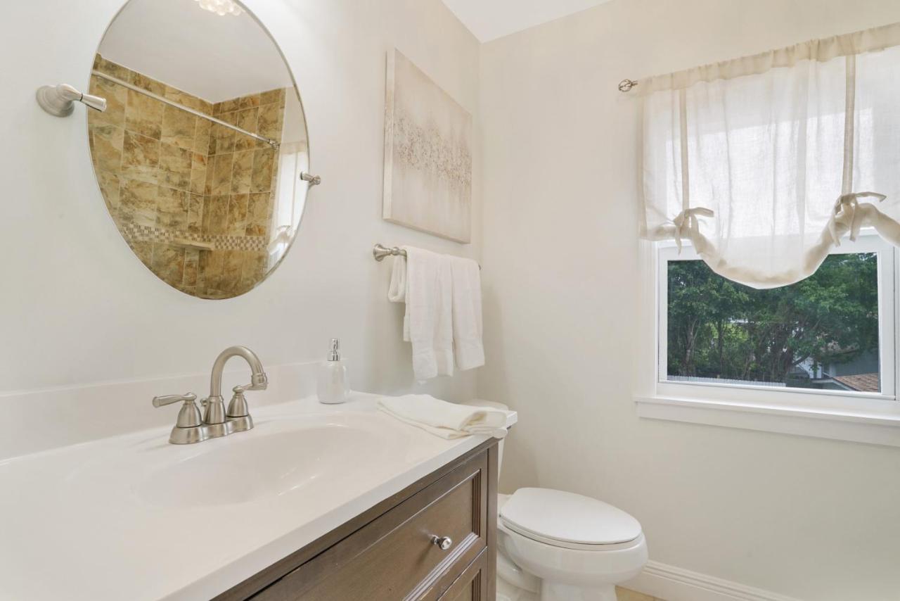 Charming Historic And Minutes From The Intracoastal And The Holiday home *