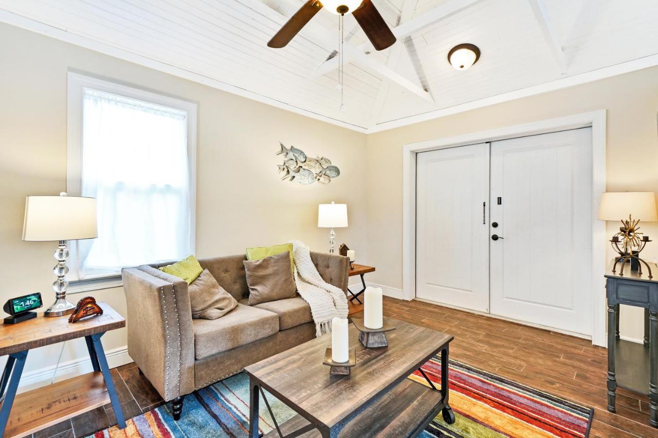 Charming Historic And Minutes From The Intracoastal And The Holiday home *