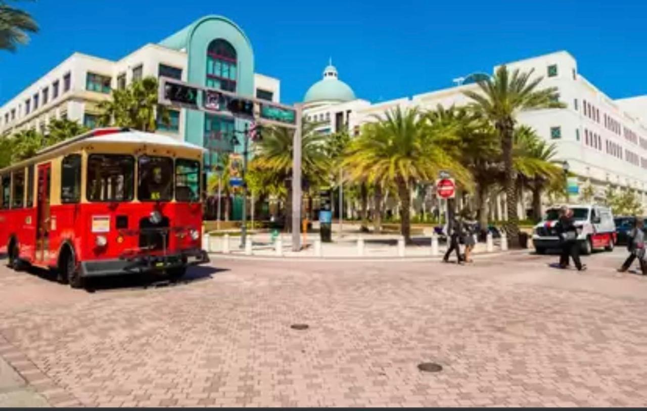 The Ocean Palms Guest house West Palm Beach