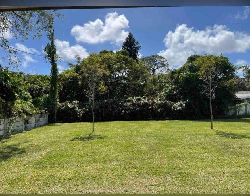 Casa de férias **new**gorgeous 3bedroom Minutes From Beach