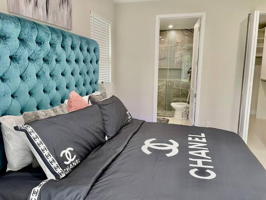 Casa de férias **new**gorgeous 3bedroom Minutes From Beach West Palm Beach