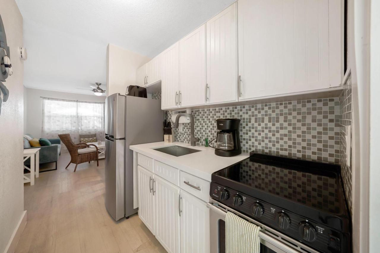 By Pmi Unit 1 * West Palm Beach