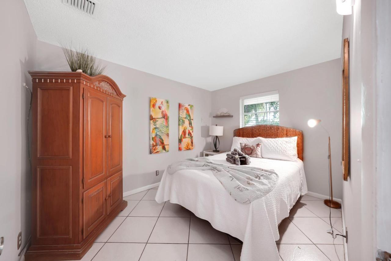 By Pmi Unit 3 West Palm Beach