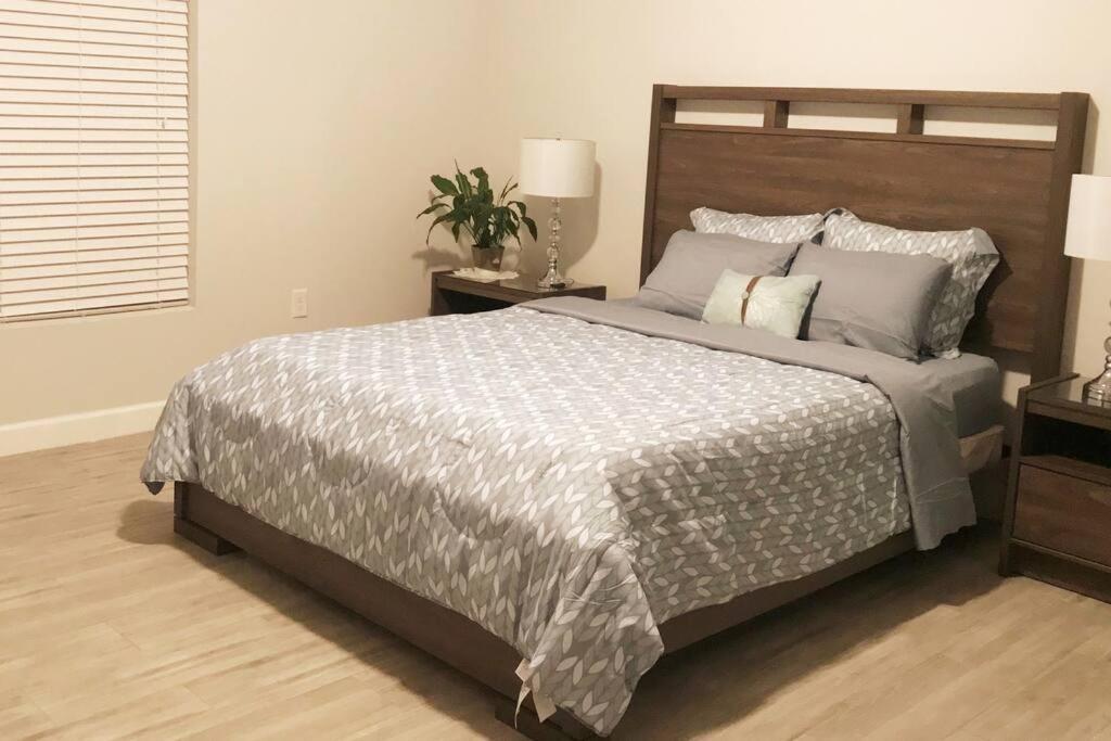 Trendy And Spacious Getaway * West Palm Beach