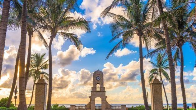 Tamarind 201 - Cozy In West Palm Beach, Minutes Away From Downtown! *