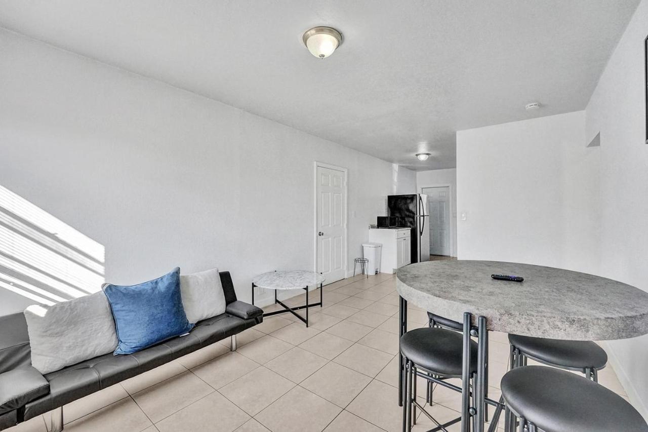 Tamarind 201 - Cozy In West Palm Beach, Minutes Away From Downtown! * West Palm Beach