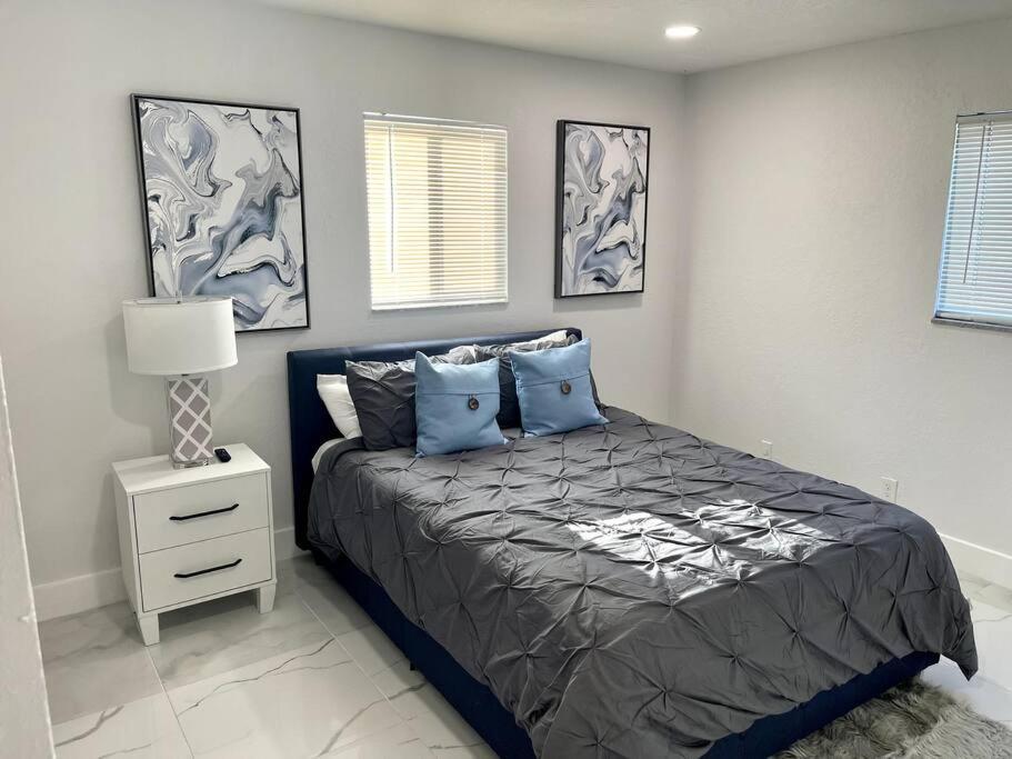 Holiday home In West Palm With Pool And Pool Table! West Palm Beach
