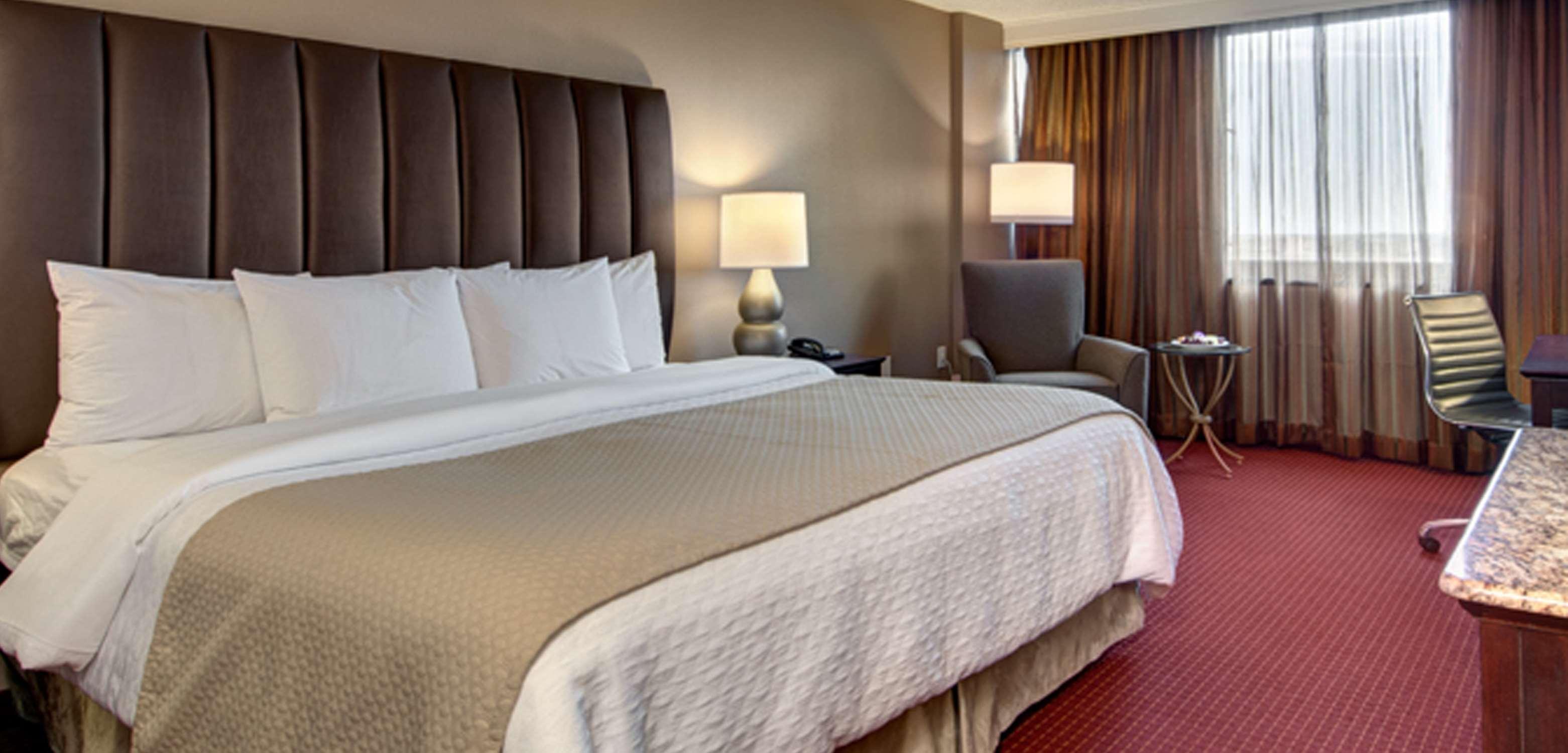 Embassy By Hilton West Palm Hotel West Palm Beach
