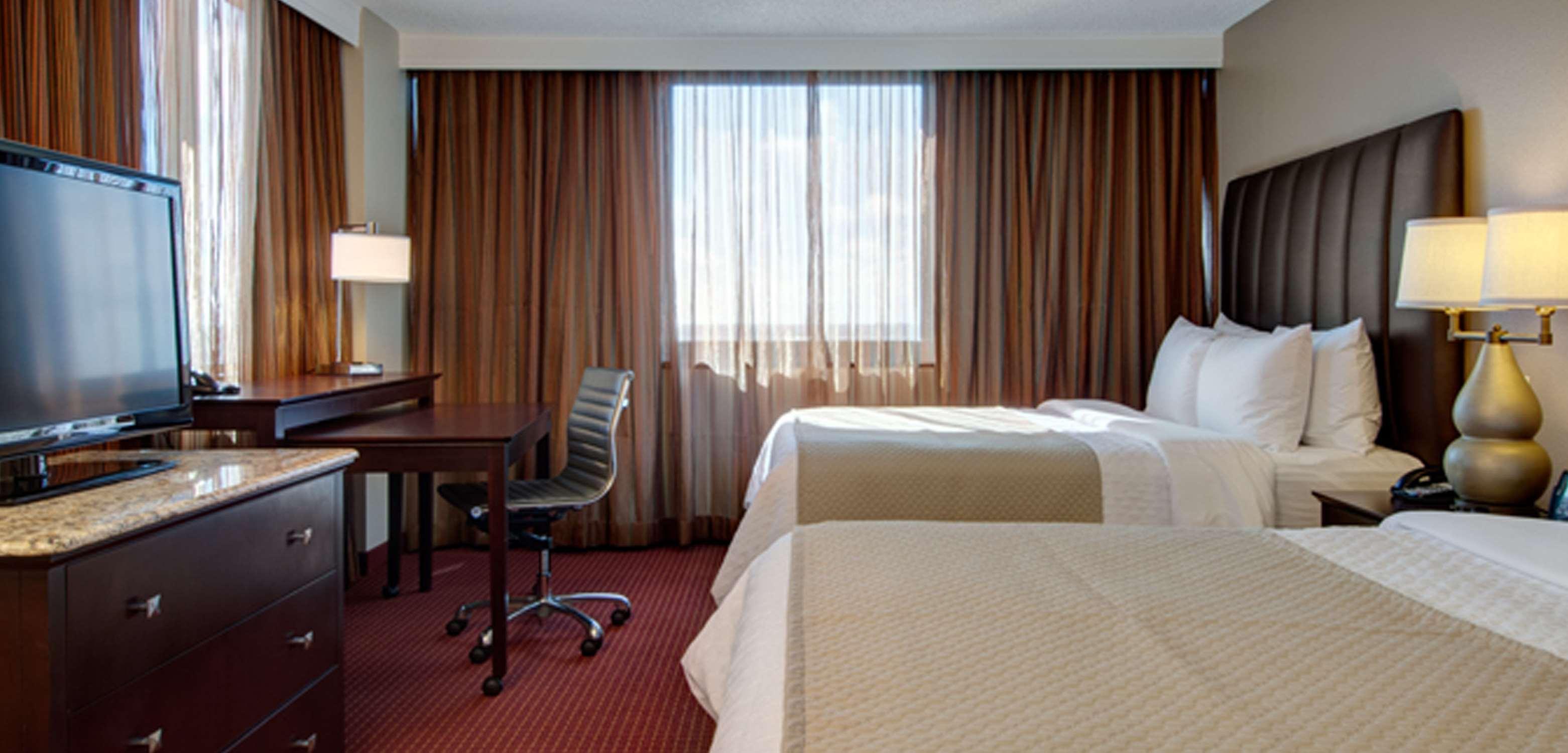 Hotel Embassy By Hilton West Palm 4*