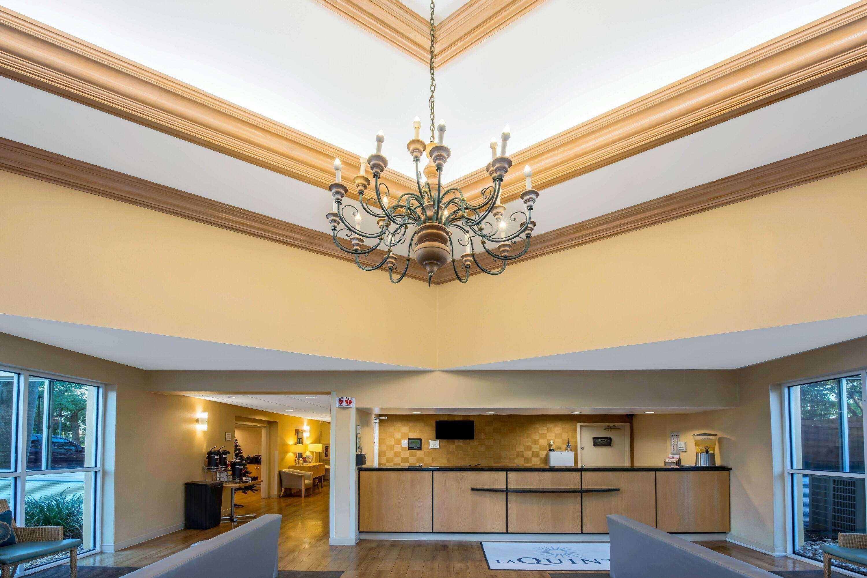Hotel La Quinta By Wyndham West Palm Airport