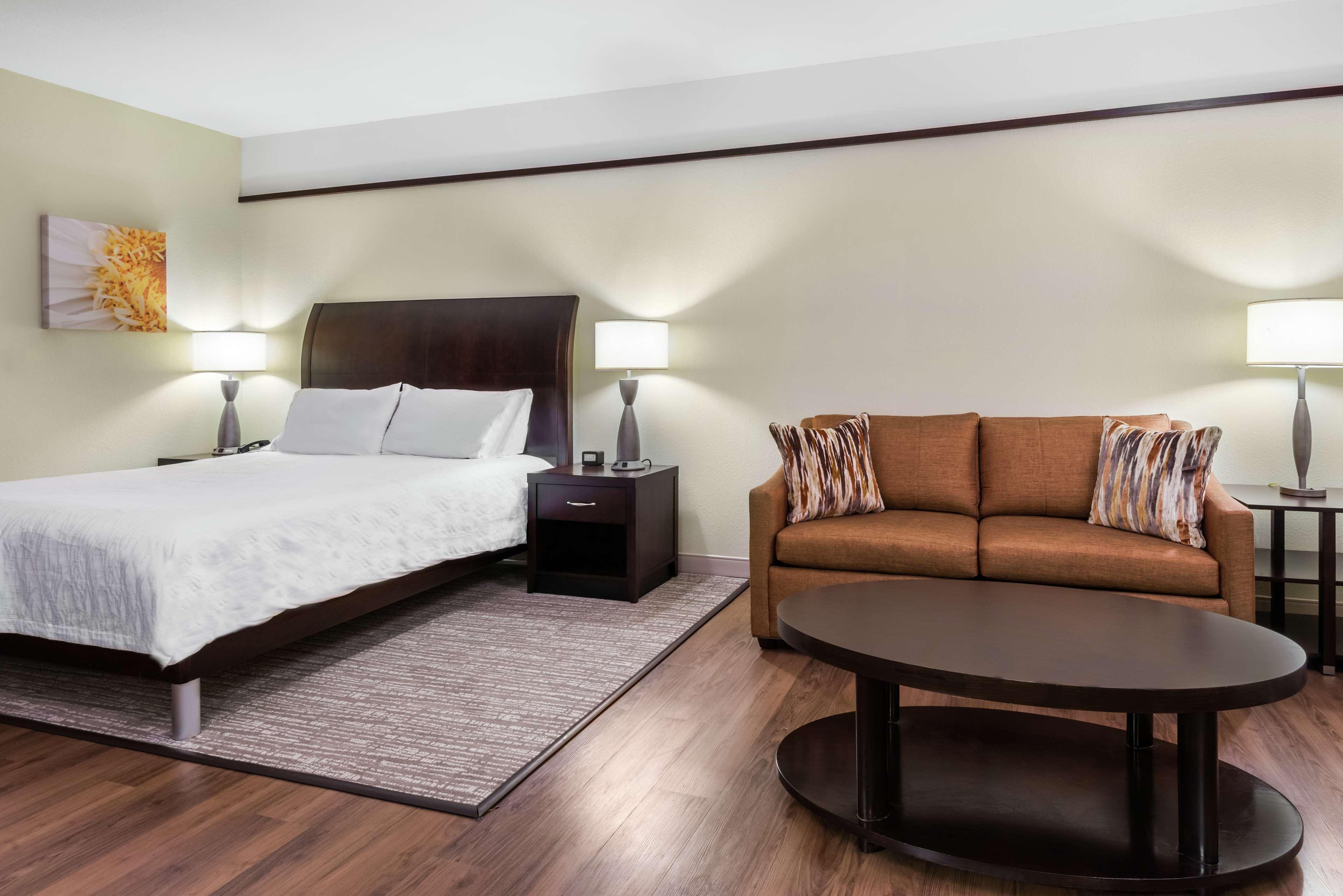 Hilton Garden Airport Hotel