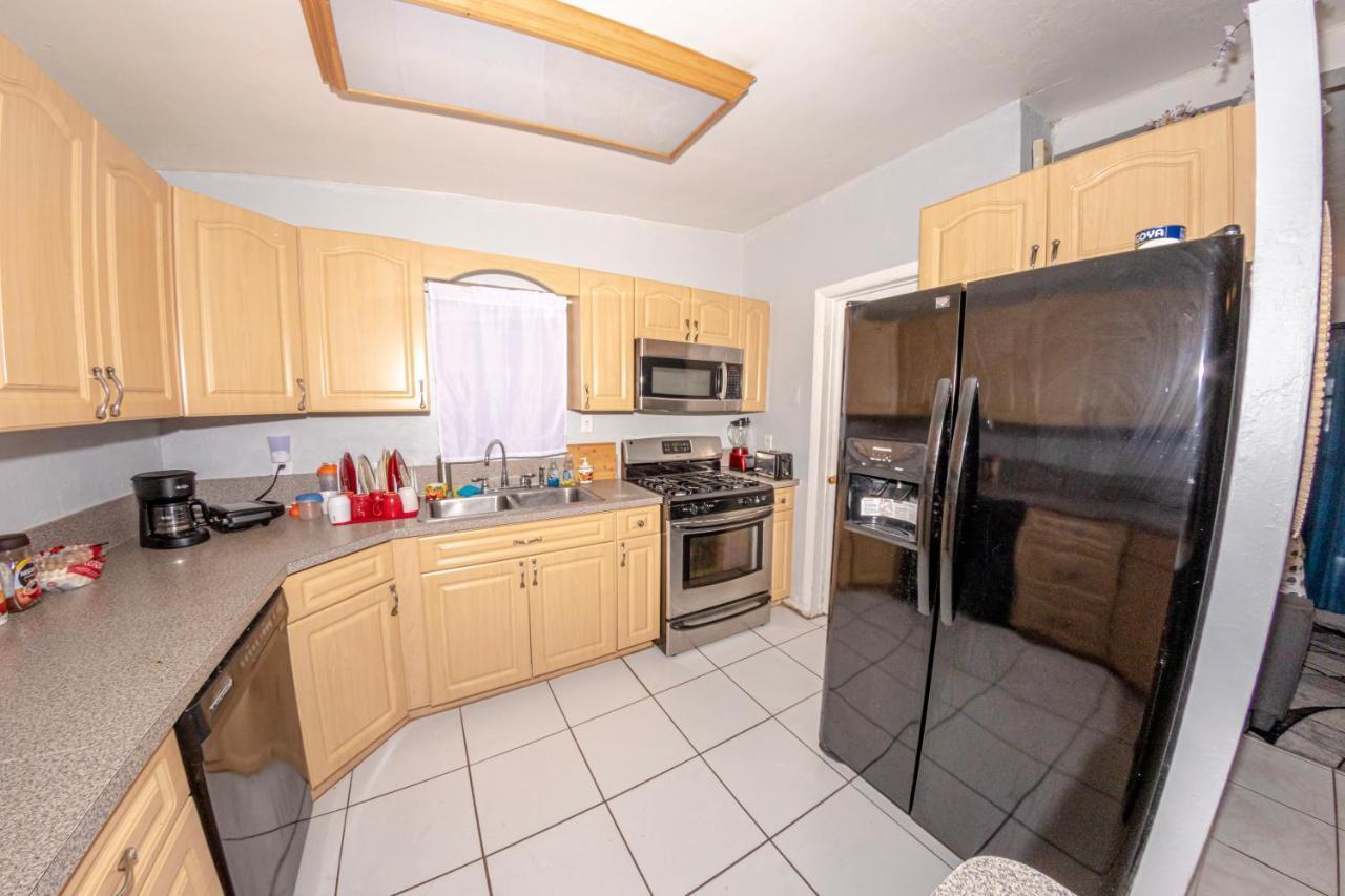 Private With Private Shower * West Palm Beach