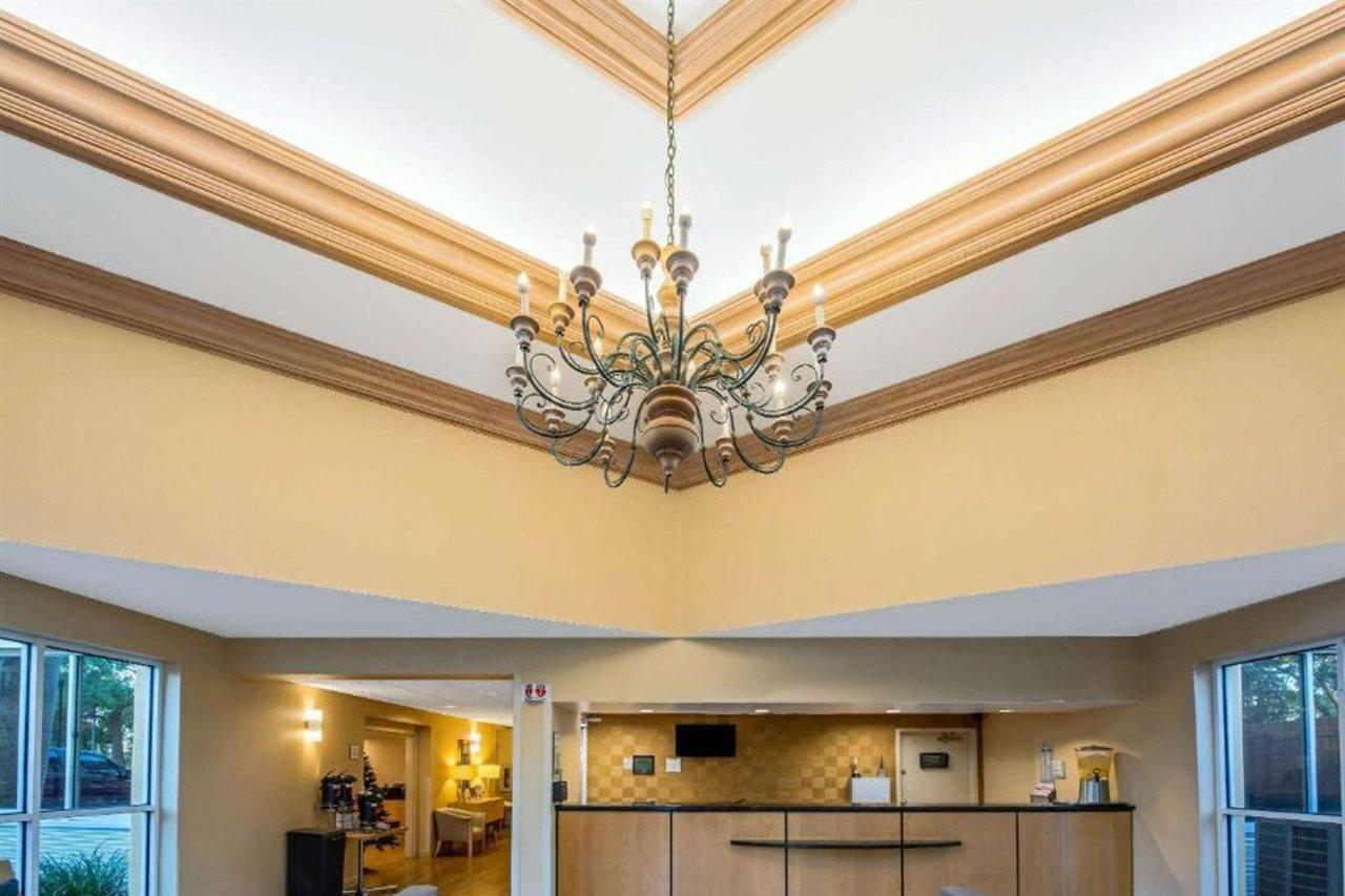 La Quinta By Wyndham West Palm Airport Hotel