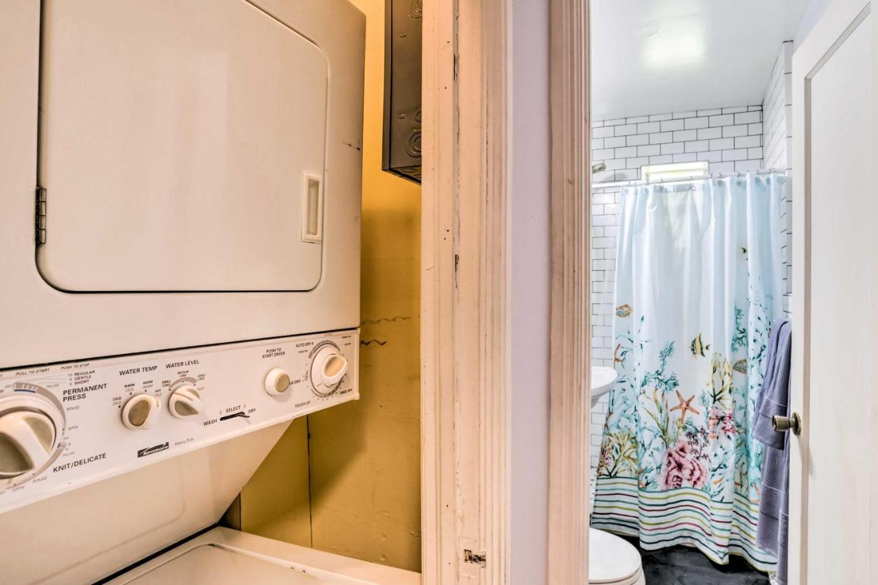 Vibrant West Palm Less Than 2 Mi To Beach! Holiday home