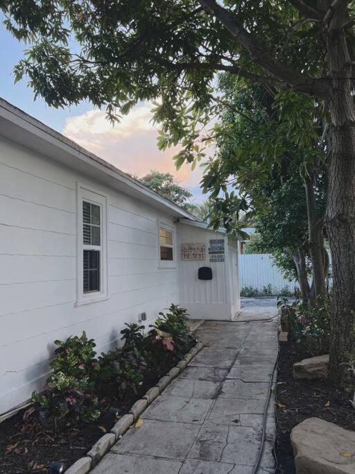 Beautiful Main House In West Palm Casa de férias