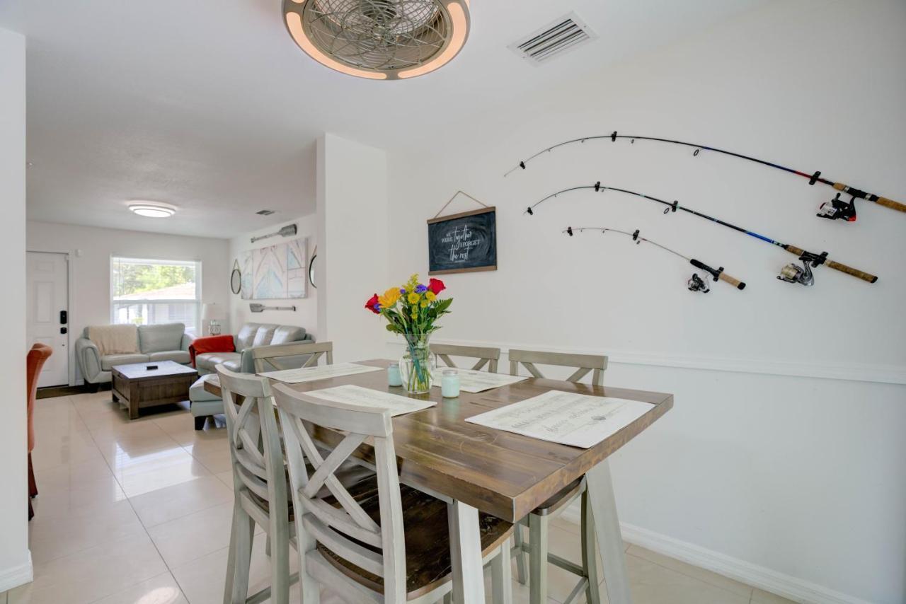 Cj's Coastal - Right Near Beach! Holiday home West Palm Beach
