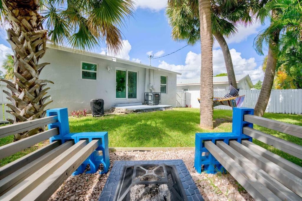 Cj's Coastal - Right Near Beach! Holiday home West Palm Beach