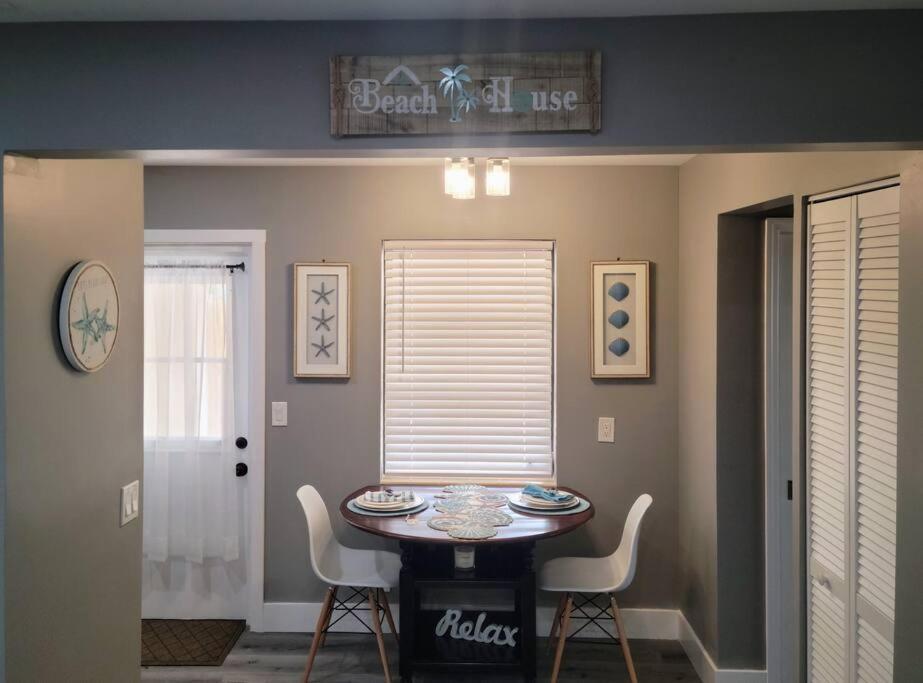 1 Bedroom In Historic District Min From Downtown/beach Apartment