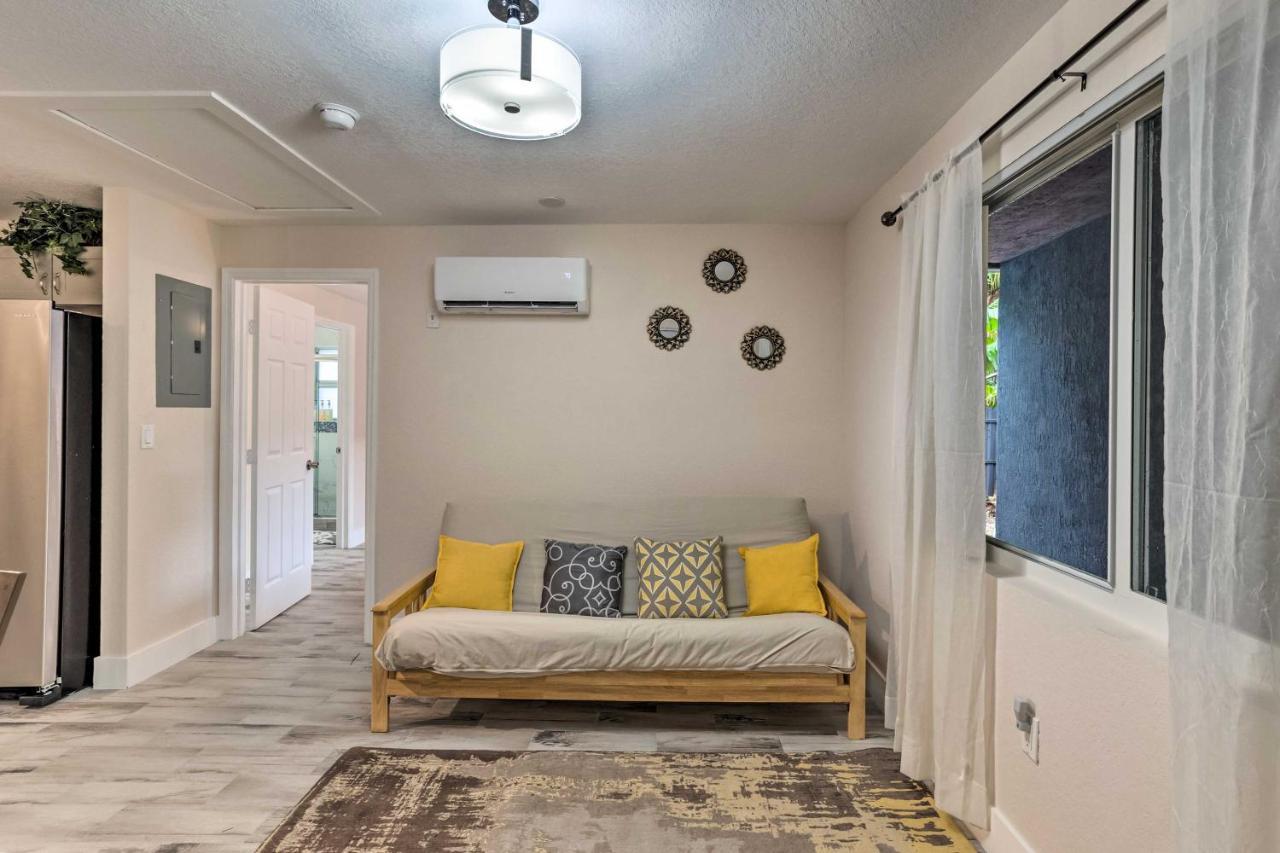 Apartment Inviting Less Than 2 Mi To Riviera Beach! West Palm Beach