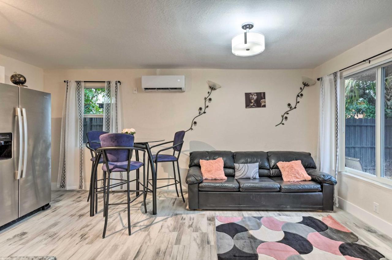 Ideally Located West Palm Apartment!