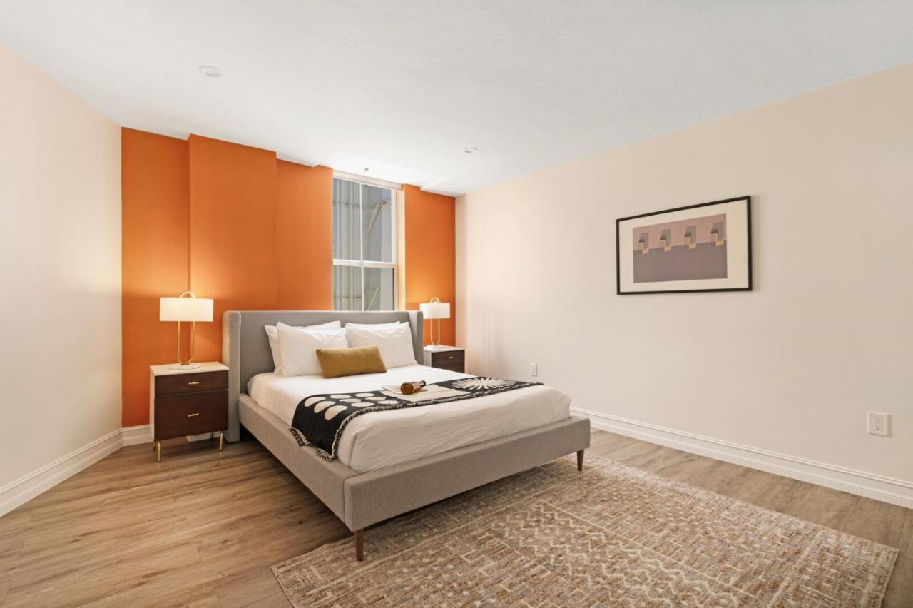Roami At Clematis Street Lofts *