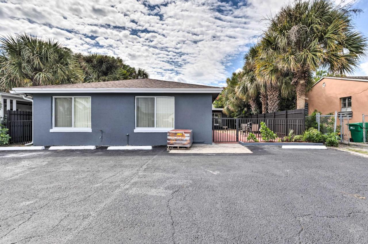 Apartment Ideally Located West Palm Apartment!