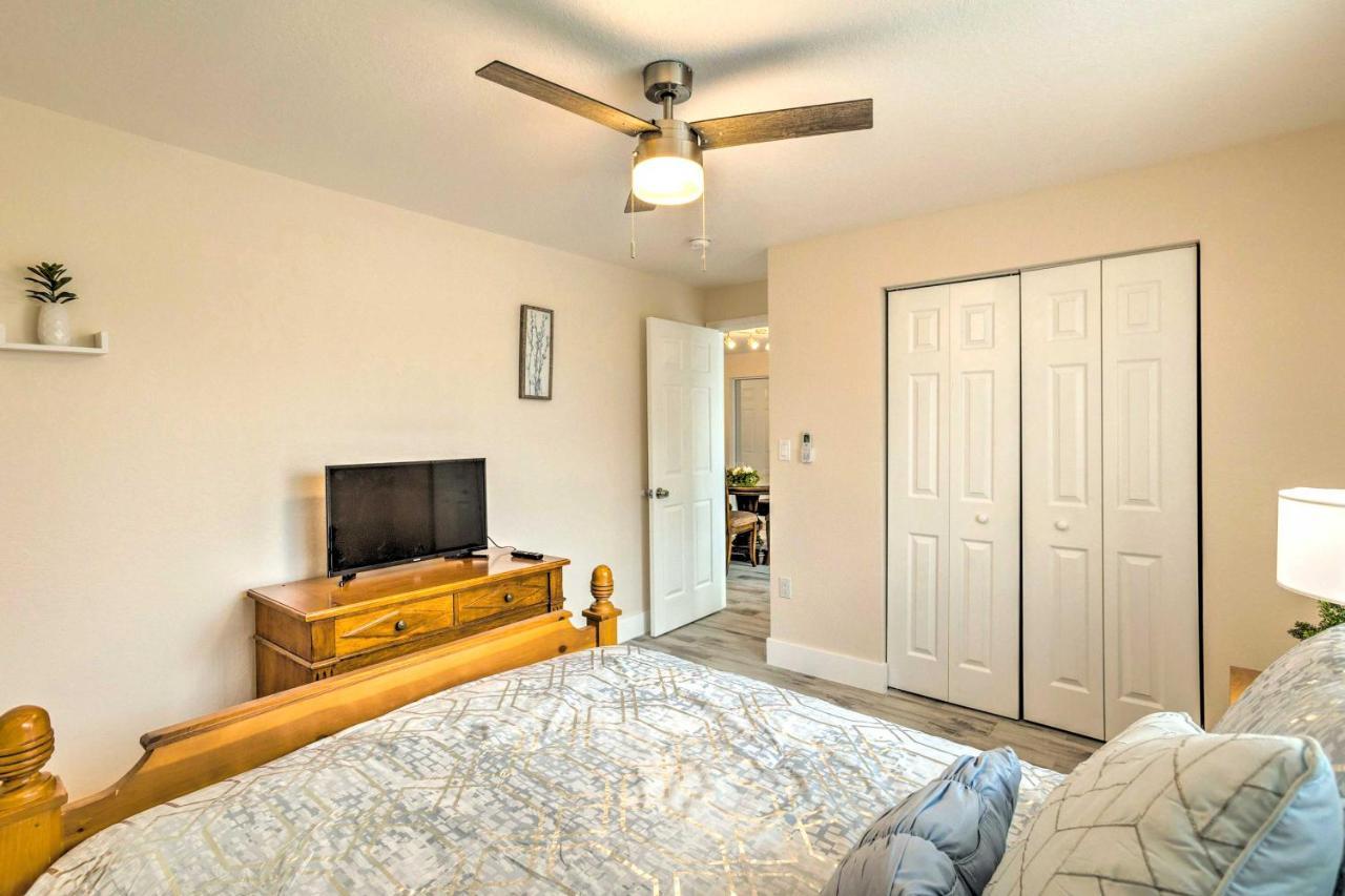 Turquoise Escape About 1 Mi To Sailfish Marina! Apartment