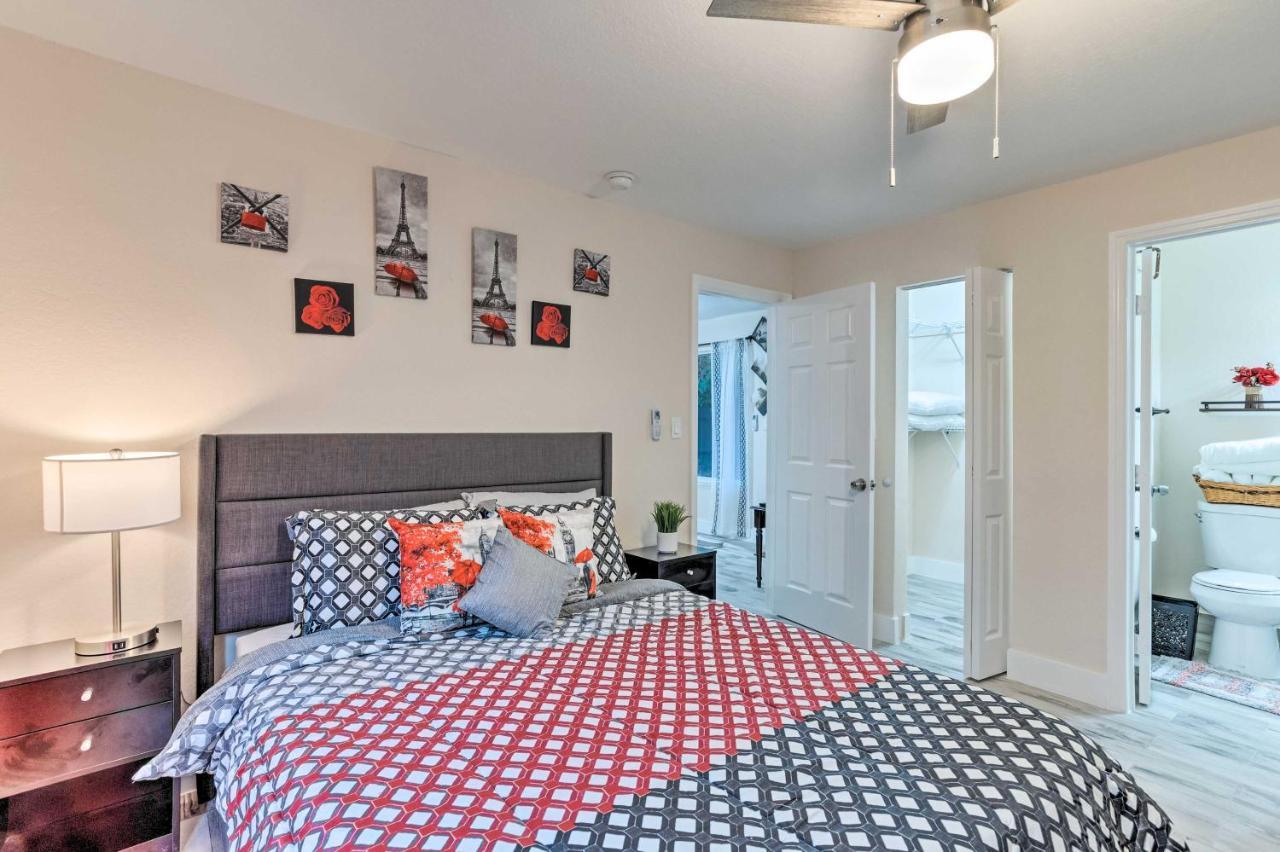 Apartment Ideally Located West Palm Apartment! West Palm Beach