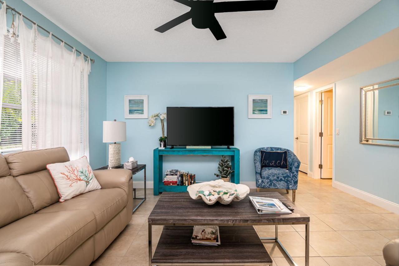 Bluewater Cove Boutique West Palm Beach