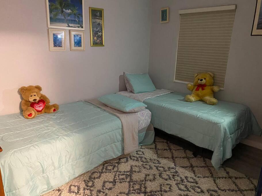 Private Townhouse With Courtyard And Covered Patio Apartment West Palm Beach