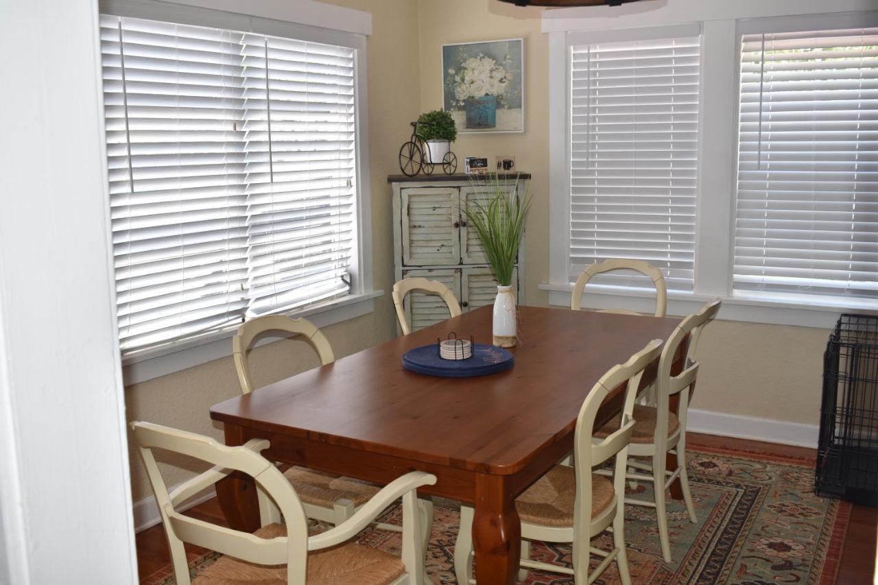 In The Heart Of West Palm Beach, Pets Welcome Villa *