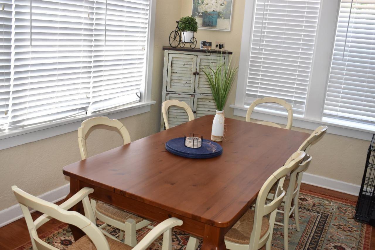 Villa In The Heart Of West Palm Beach, Pets Welcome West Palm Beach
