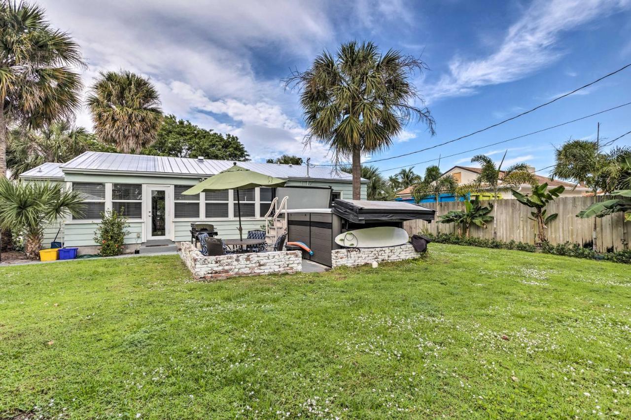 West Palm With Shared Backyard