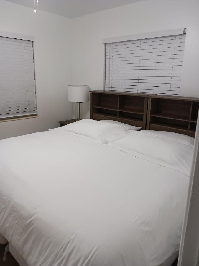 Apartment Singer Island Stunner ** Sunset Shores ** Oasis By The West Palm Beach