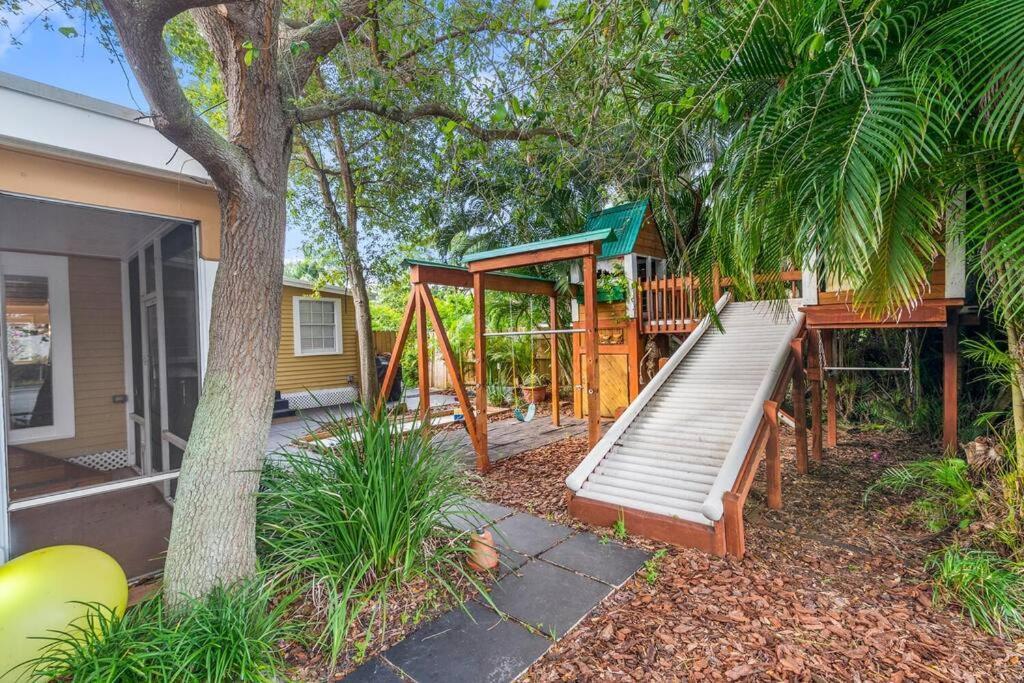 Tropical Oasis Located Near With Pool And Hot Tub * West Palm Beach